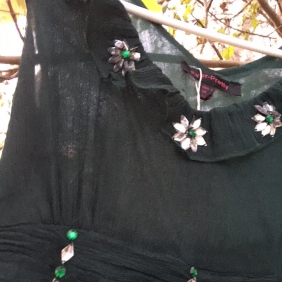 Feminine, NWT, Shimmering, Dark green. Party dress M - Picture 11 of 11